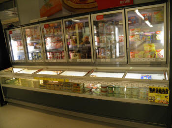 Мебель оснащение магазинов складов стеллажи холодильные витрины Польша 06
